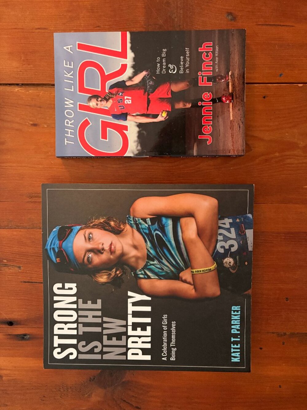 NEW TEEN/TWEEN GIRL ROLE MODEL BOOKS STRONG IS THE NEW PRETTY& THROW LIKE A GIRL